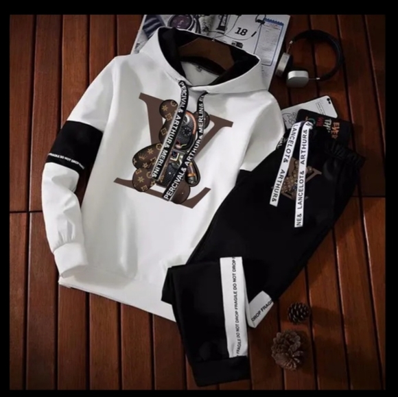 Women's Winter Casual High Quality Sweatshirt Set Hoodie+Sweatpant 2 Pcs NWOT - Picture 1 of 12